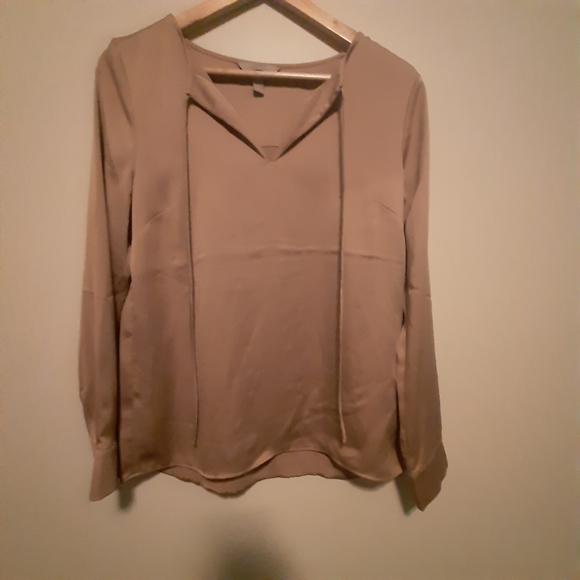 H&M Tops - H&M satin feel long sleeve blouse size 36 ex condition no pulls